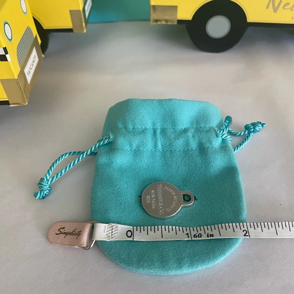 Tiffany & Co. RTT Round Tag